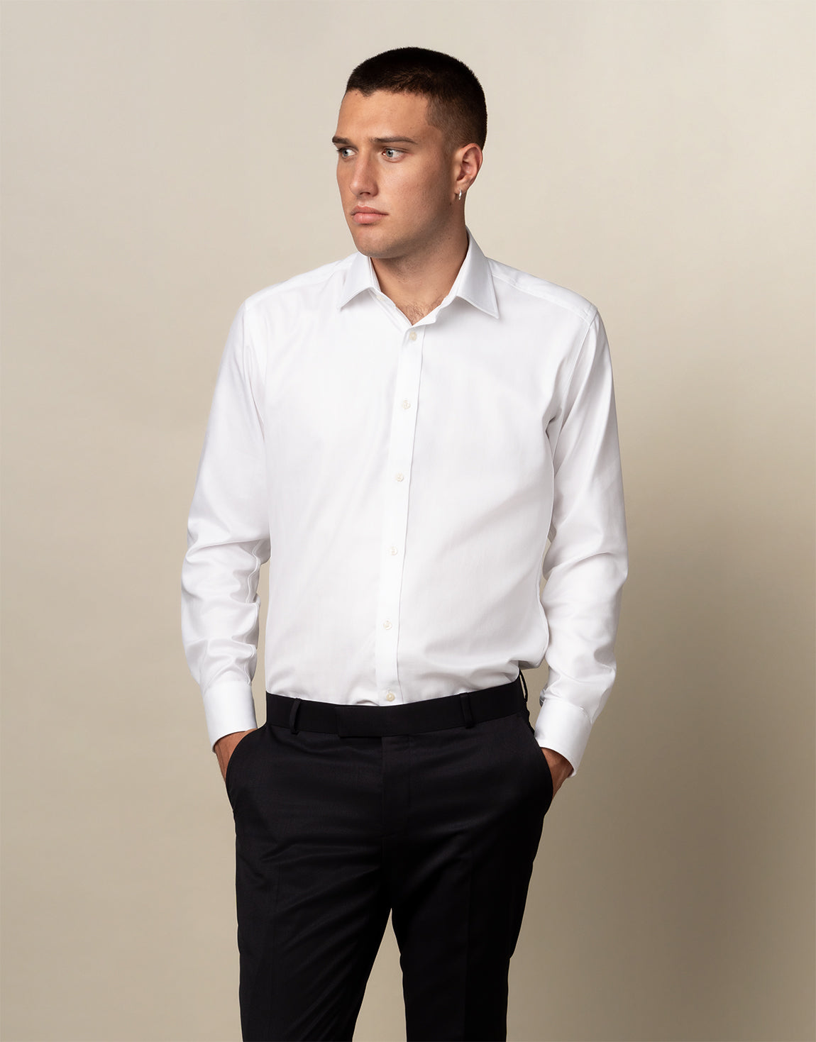 Ollie is 186cm wearing size M Regular