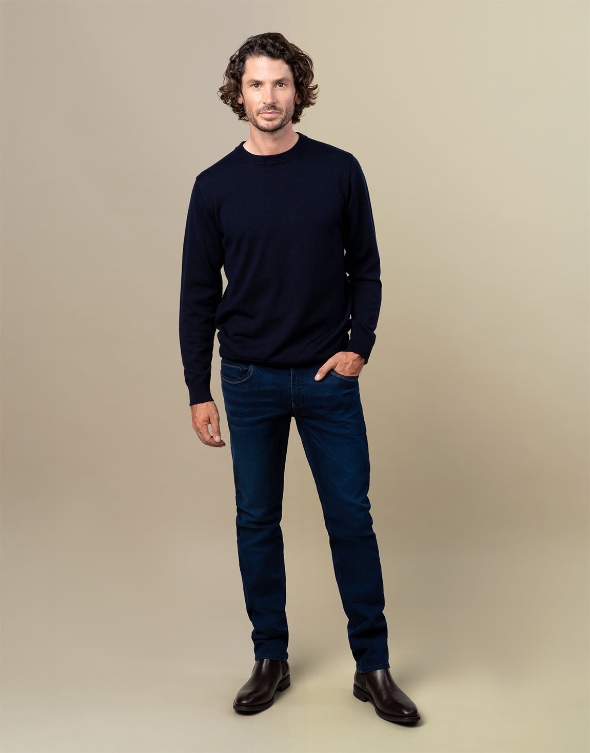 Tom is 185cm wearing size 32