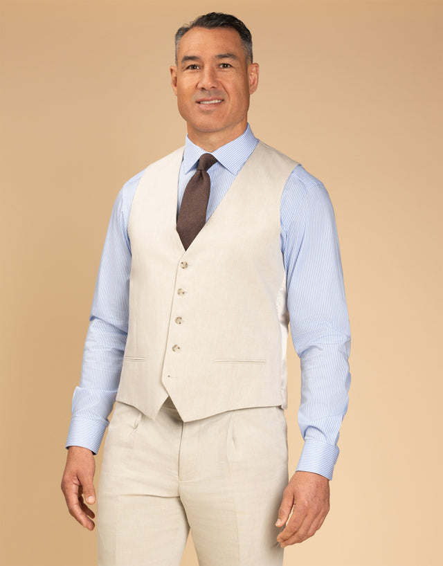 Scott is 191cm wearing size 112