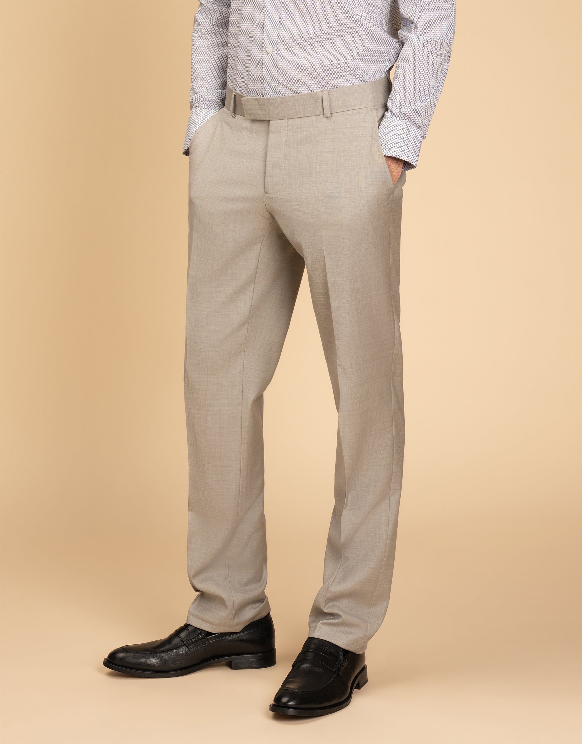 Tom is 185cm wearing size 84