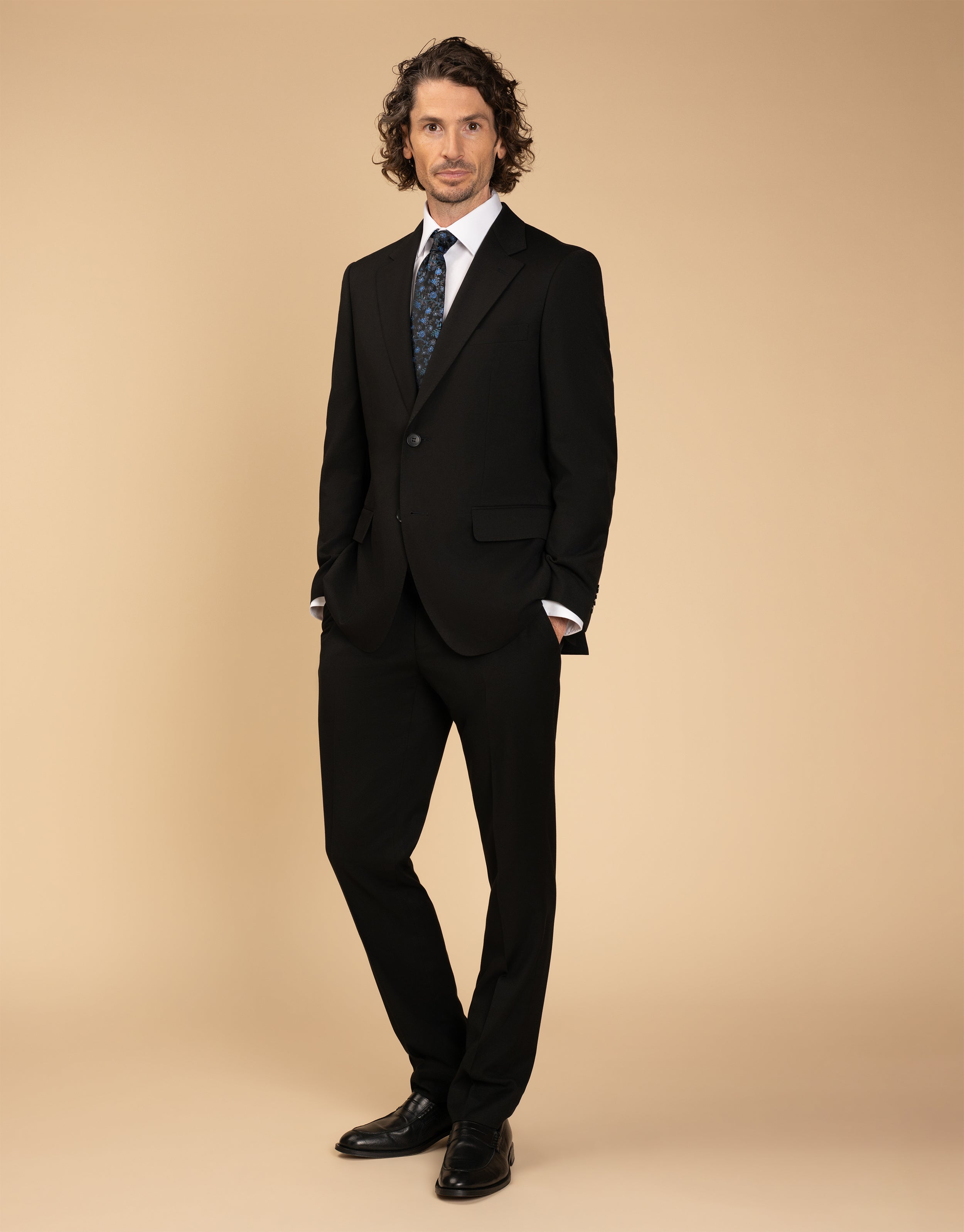 Cesar Lido Black Suit