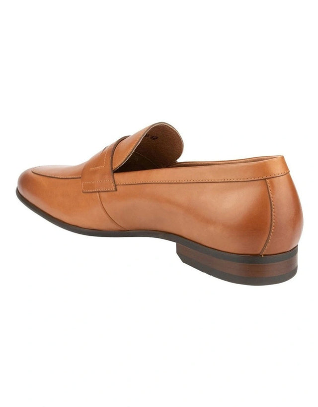 Florsheim Seville Tan Penny Strap Loafer