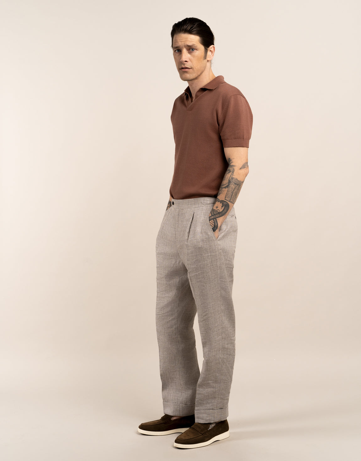 Vinnie is 185cm wearing size 84