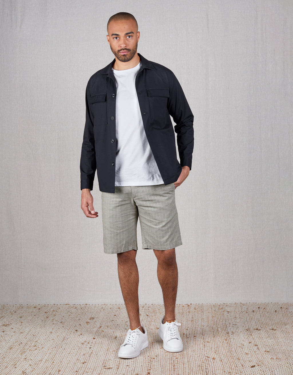 Don is 190cm wearing size 34