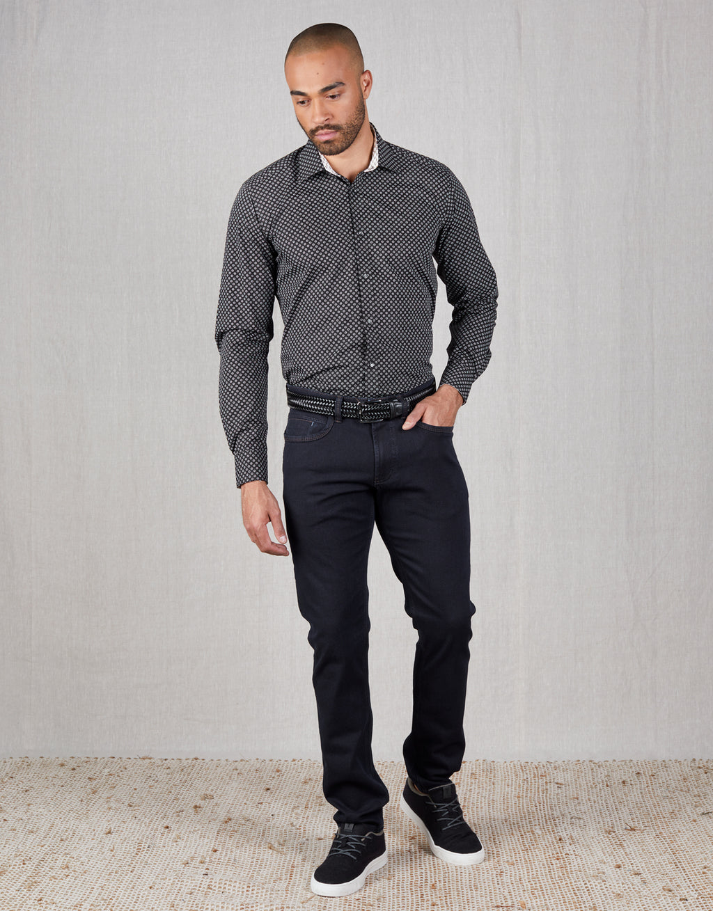 Don is 190cm wearing size 34