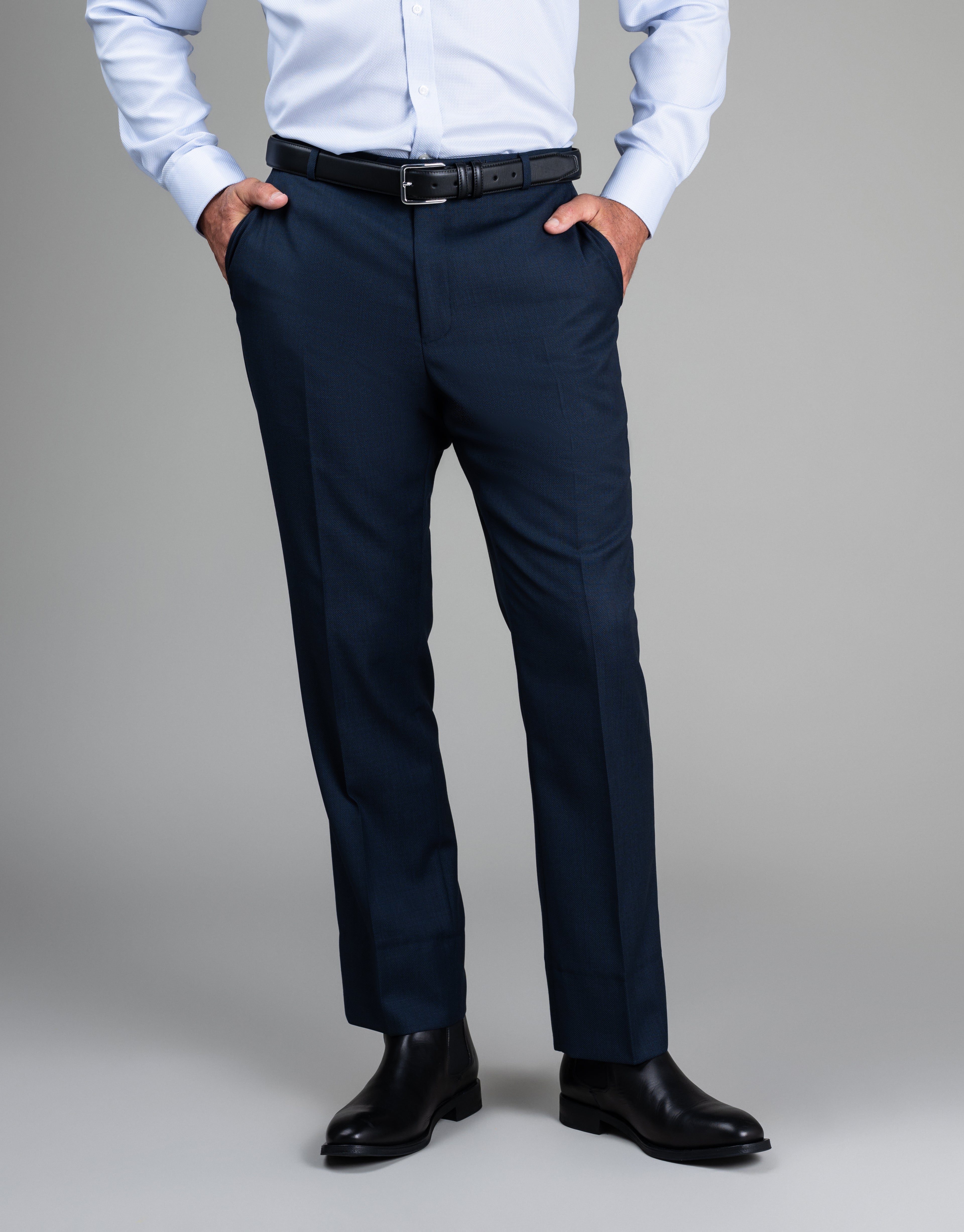 Scott is 191cm wearing size 92