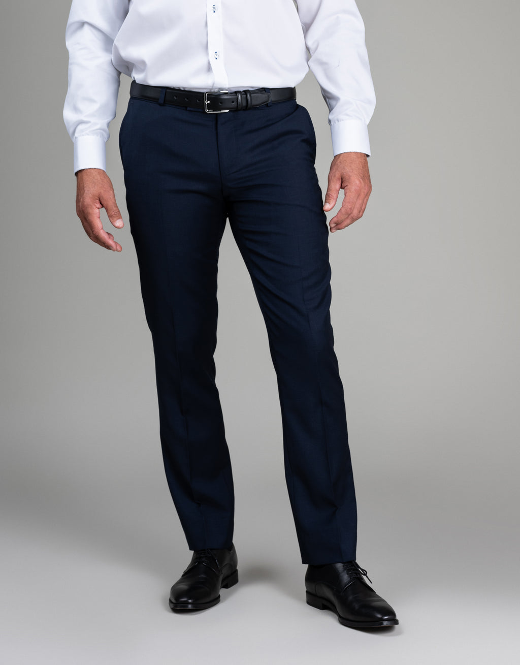 Scott is 191cm wearing size 92