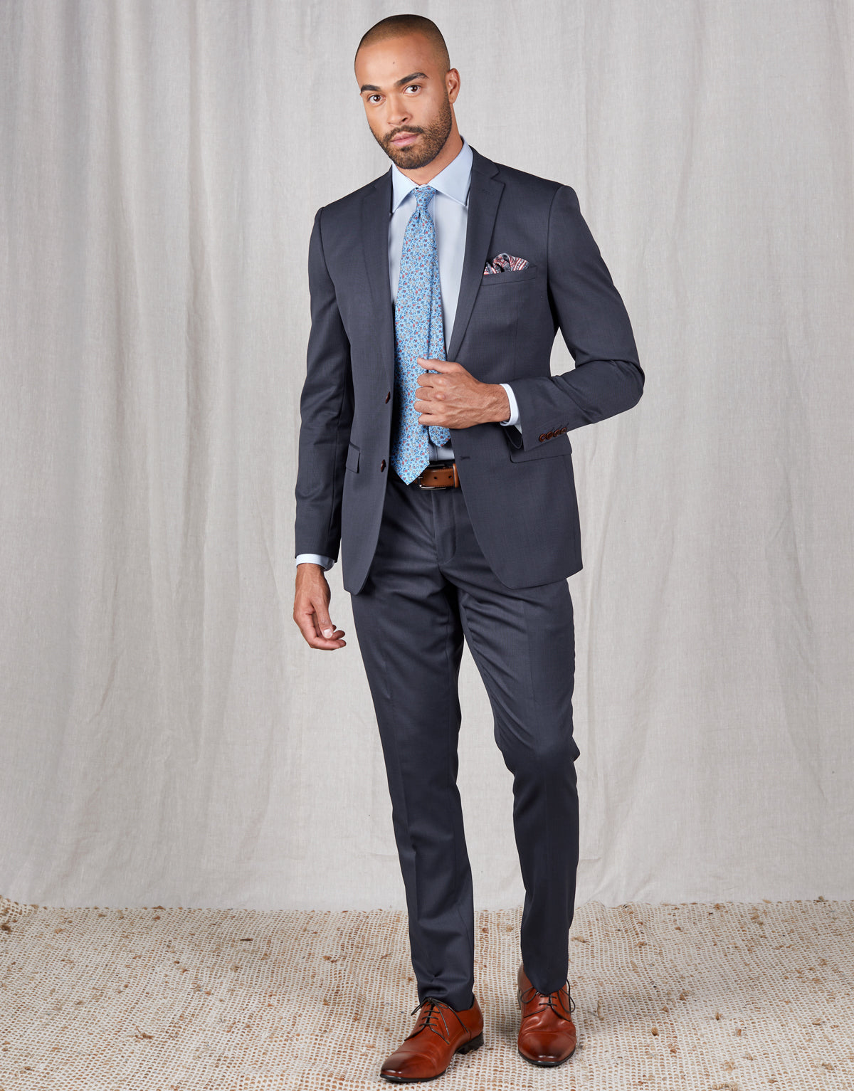 Don is 190cm wearing size 88